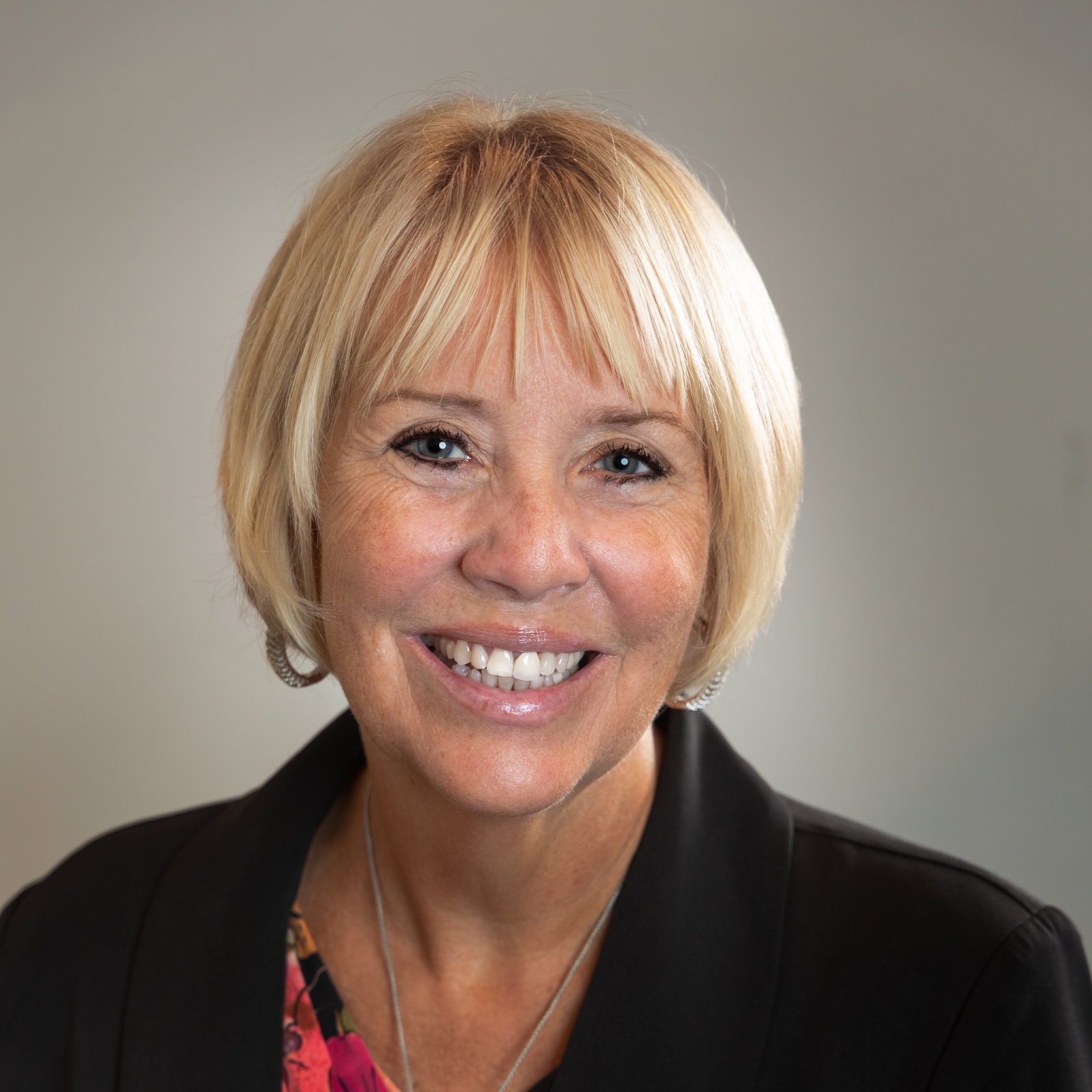 Kimberly  Scifres 