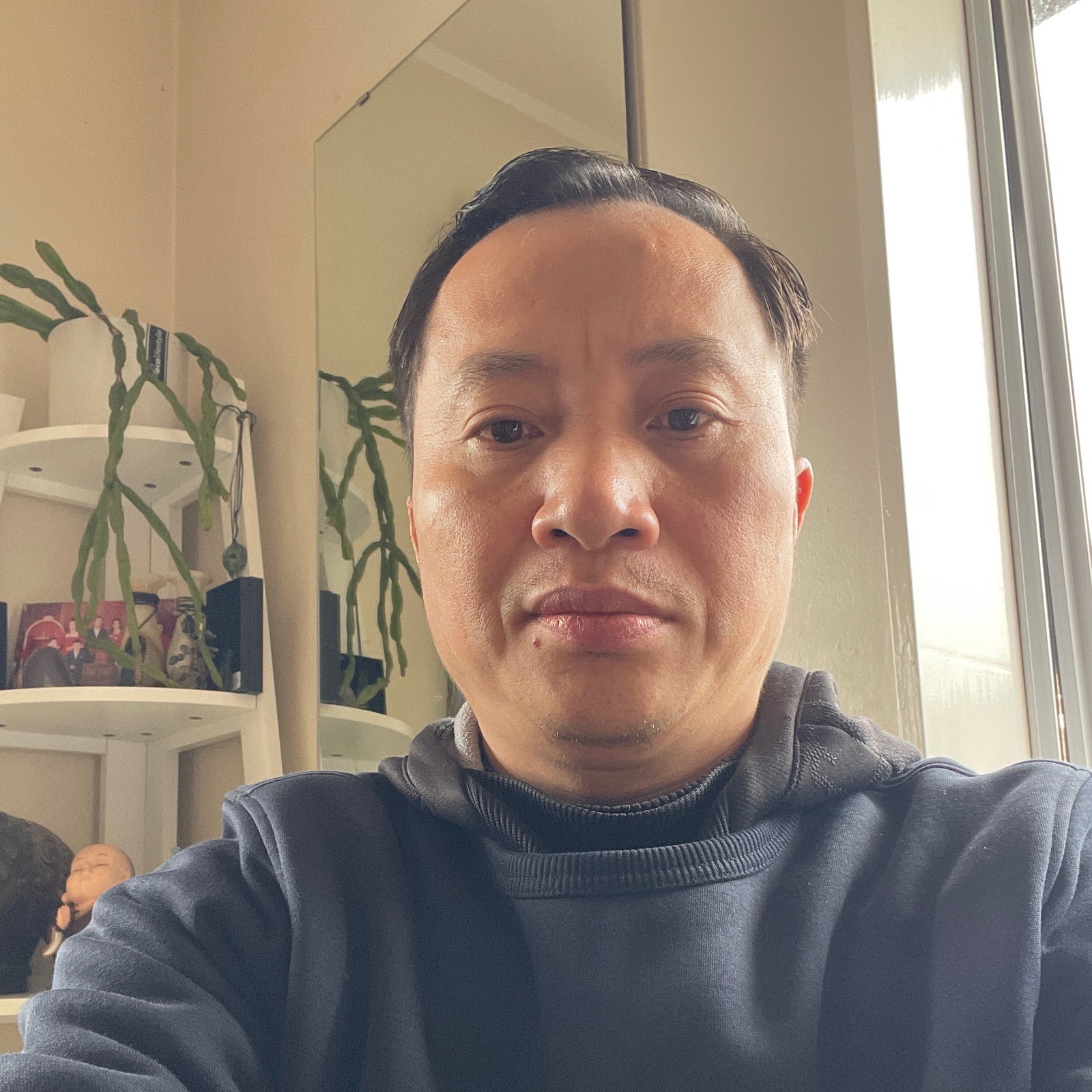 Danny  Hoang 