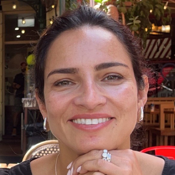 Diana  Van Dooren 