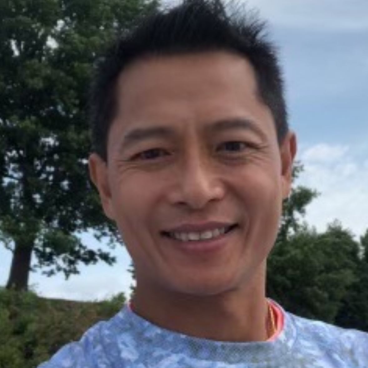 Nguyen  Lam 