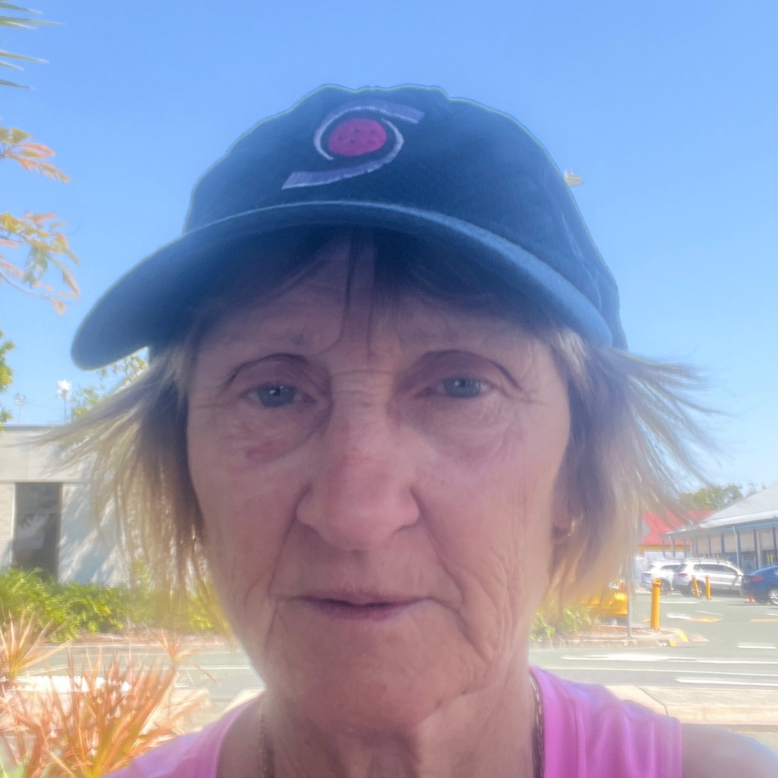 Maureen  Robertson 