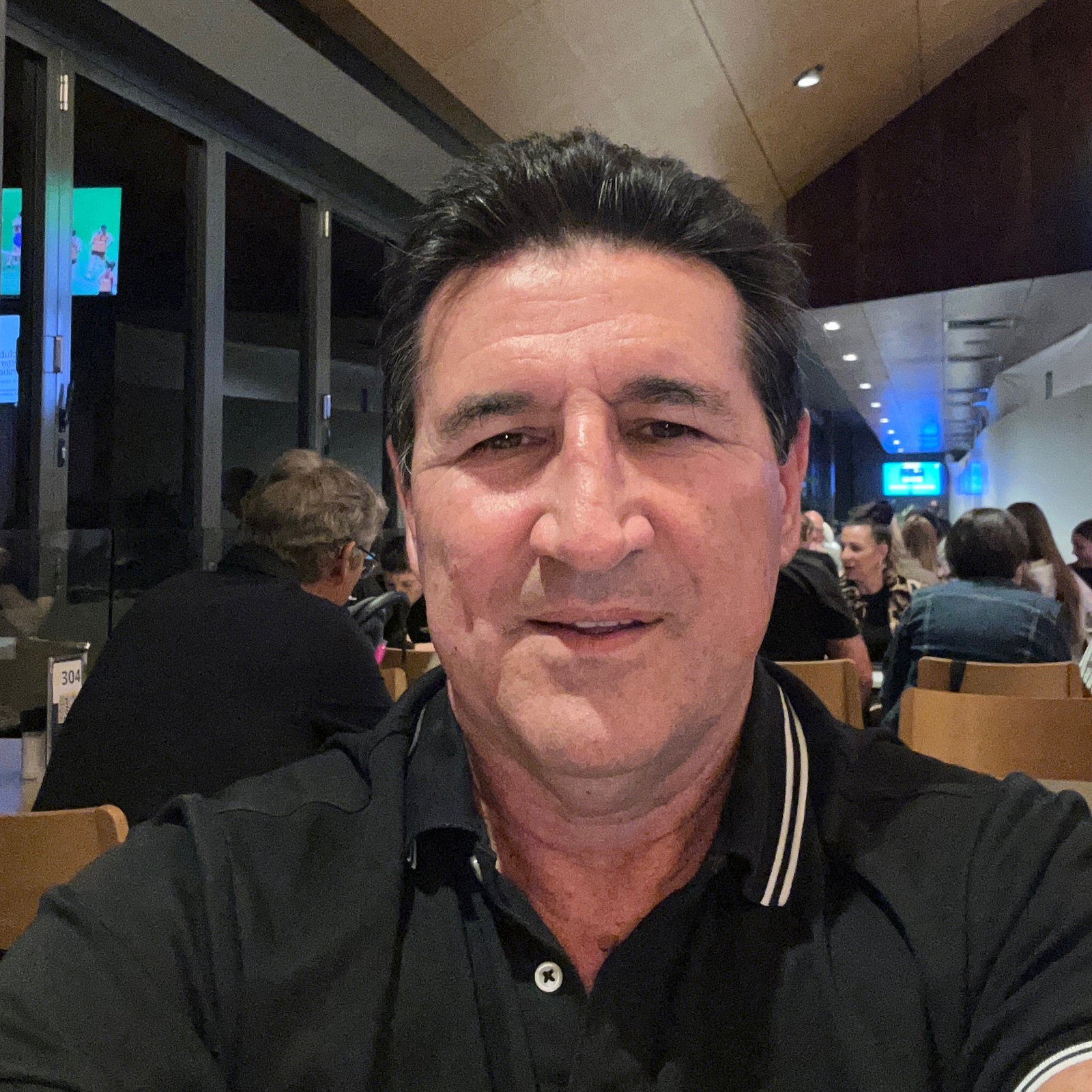Charlie  Yankos 