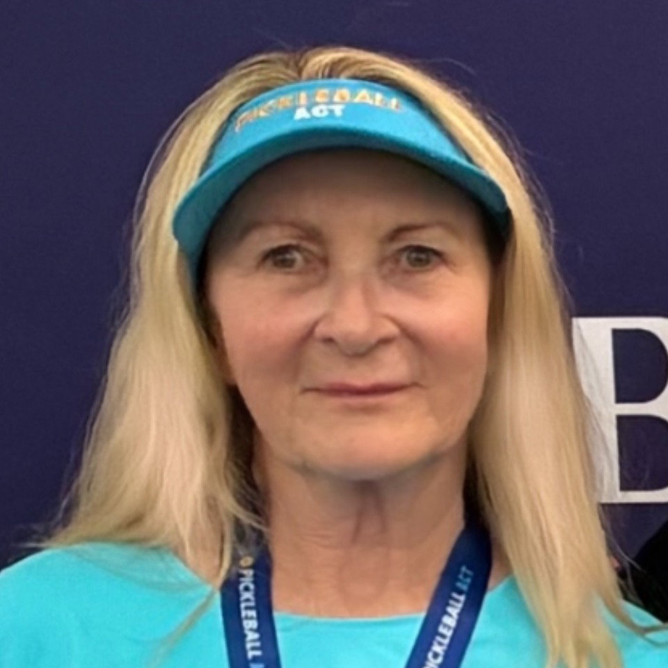 Denise  Arnold 