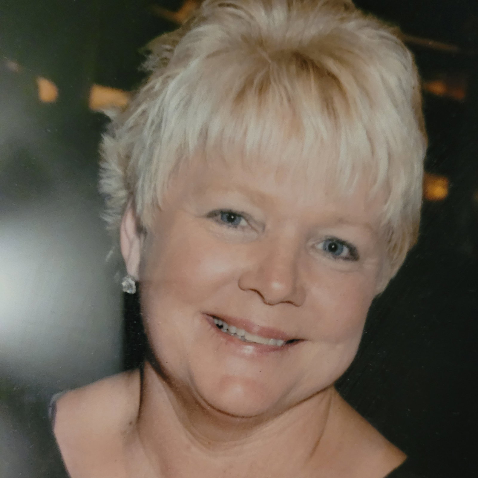 Debra  Sullivan 