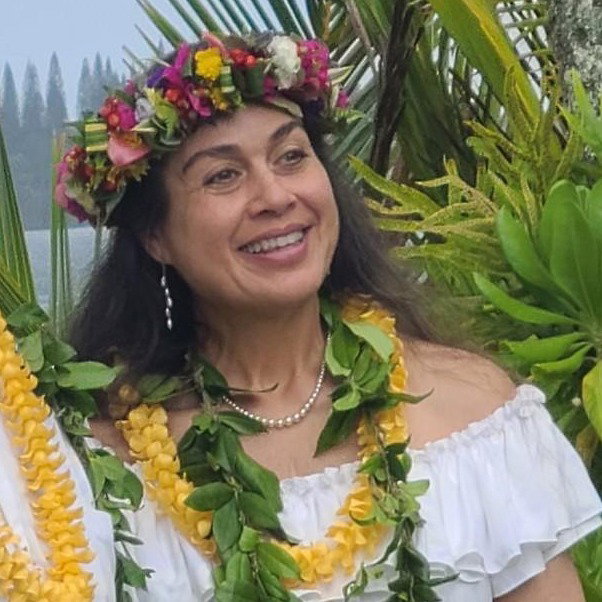 Renee  Komomua 