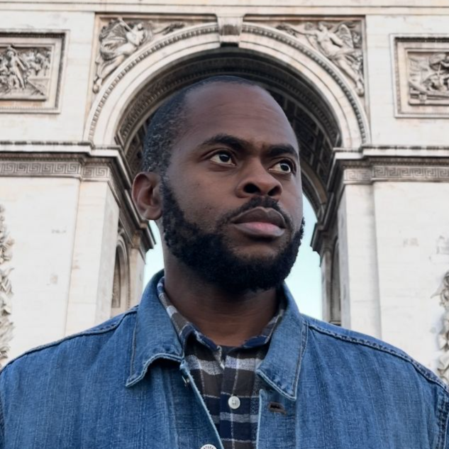 Ade  Adesina 