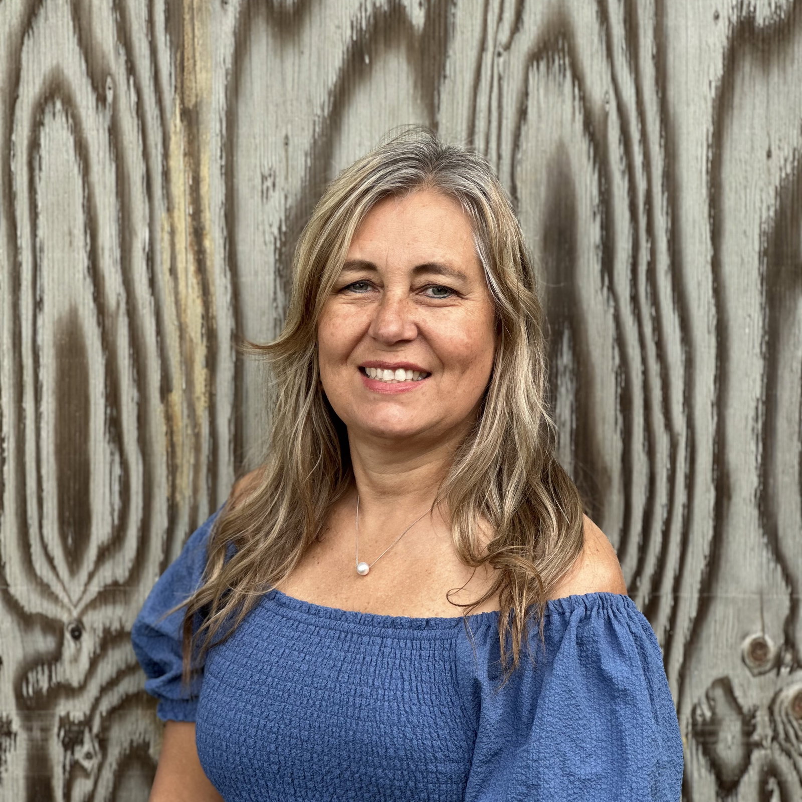 Karen  Hawyes 