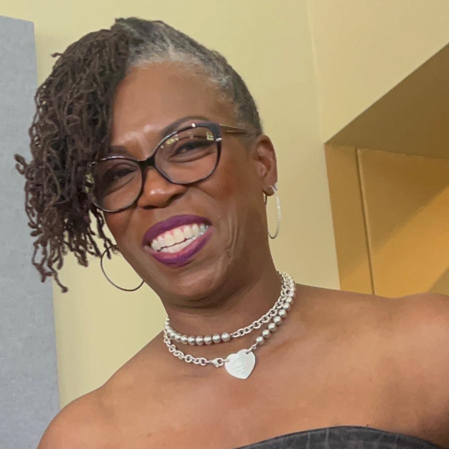 Ayanna  Hicks 