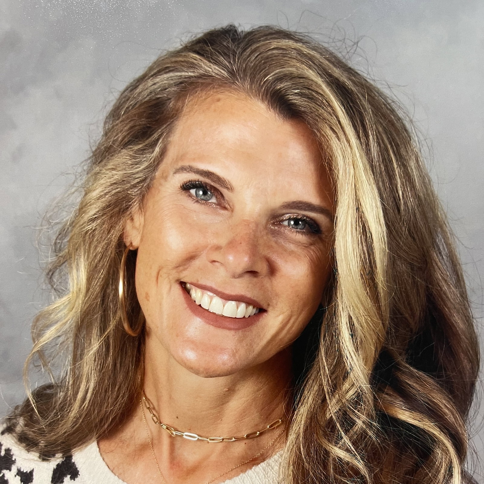 Tonya  Hanks 