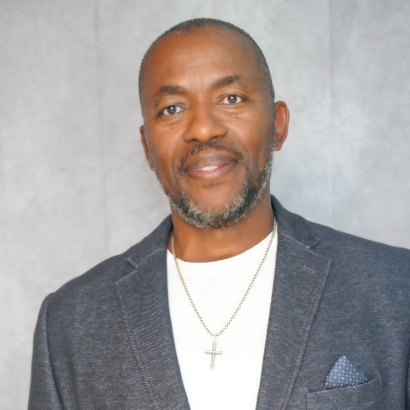 Ken  Gipson 