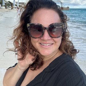 Angie Curto