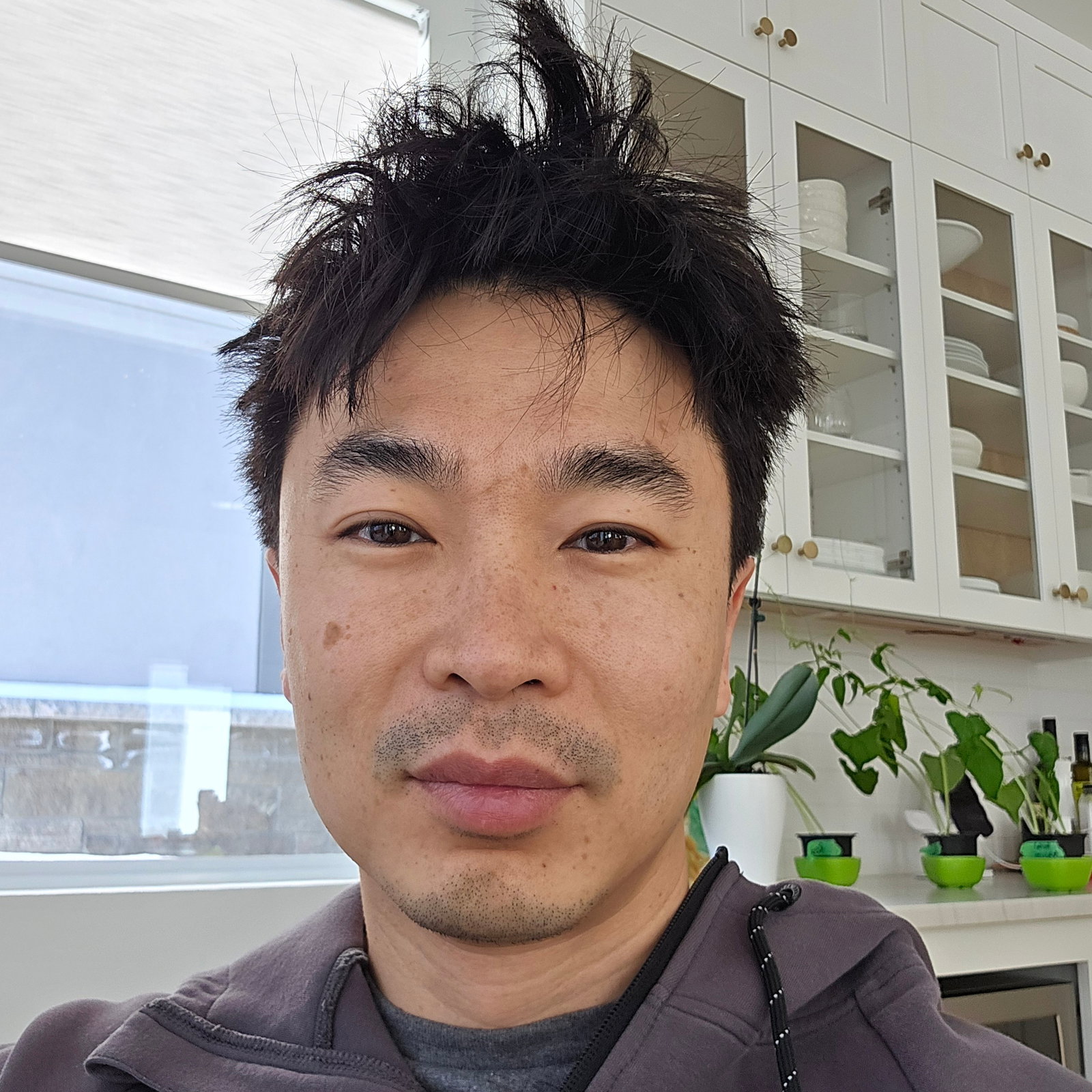 Qi  H 