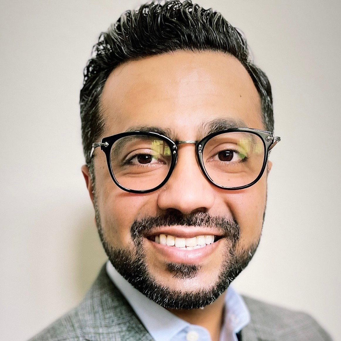 Ali  Kazmi 