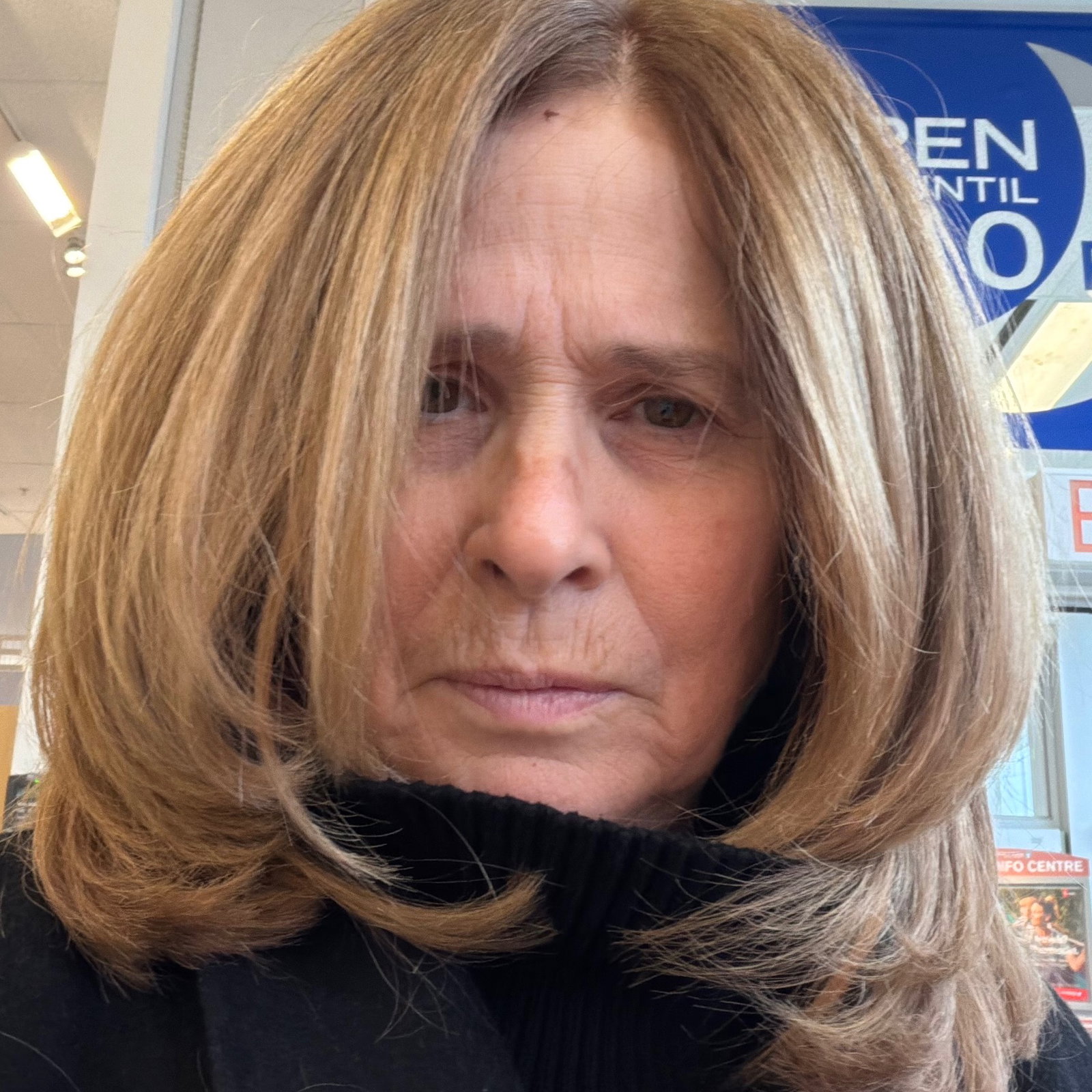 Karen  Waller