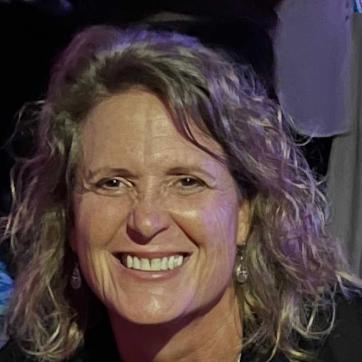 Leann  Kuebelbeck 