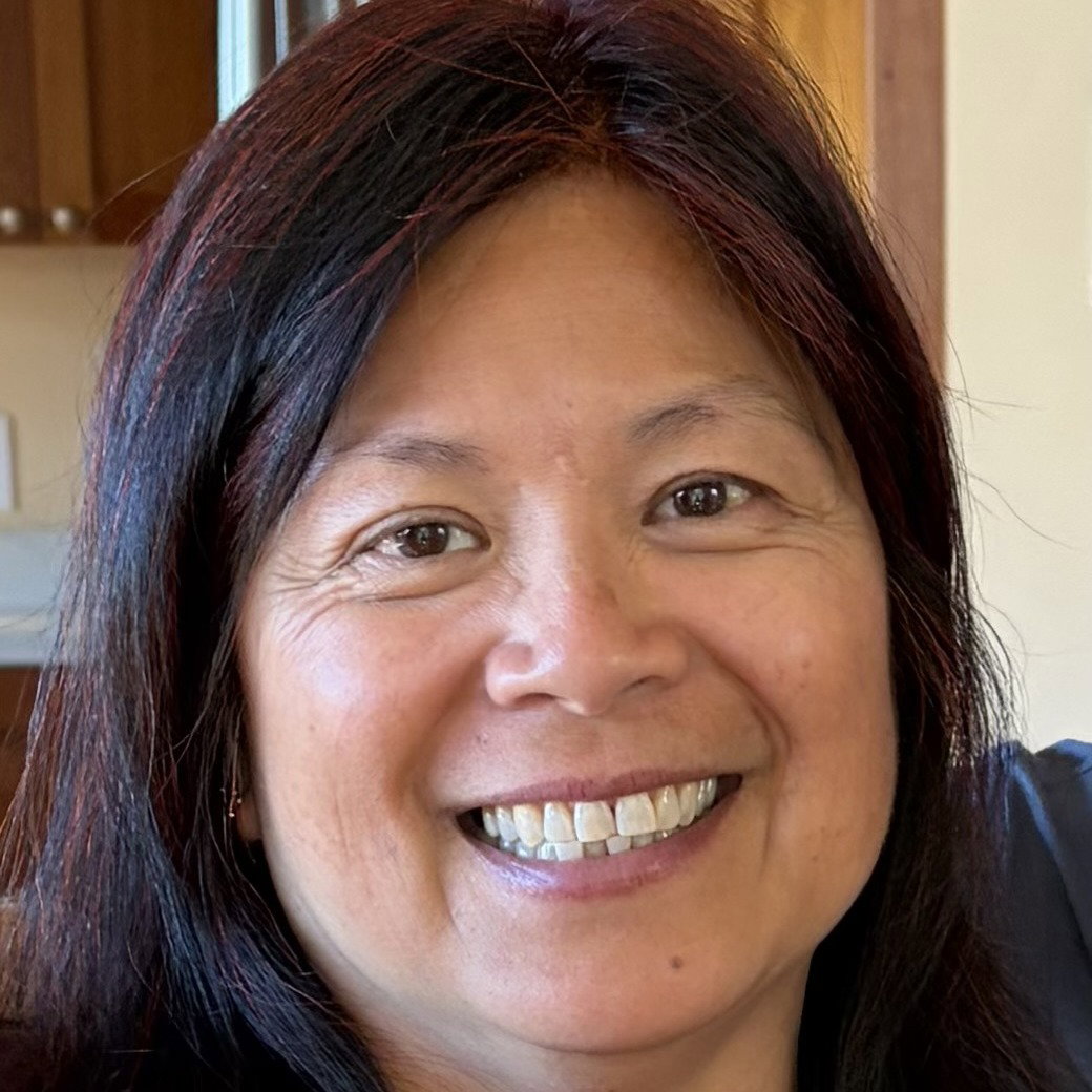 Gina  Lim 