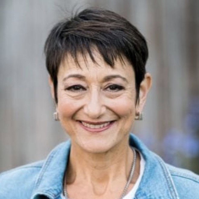 Lisa  Frumhoff 
