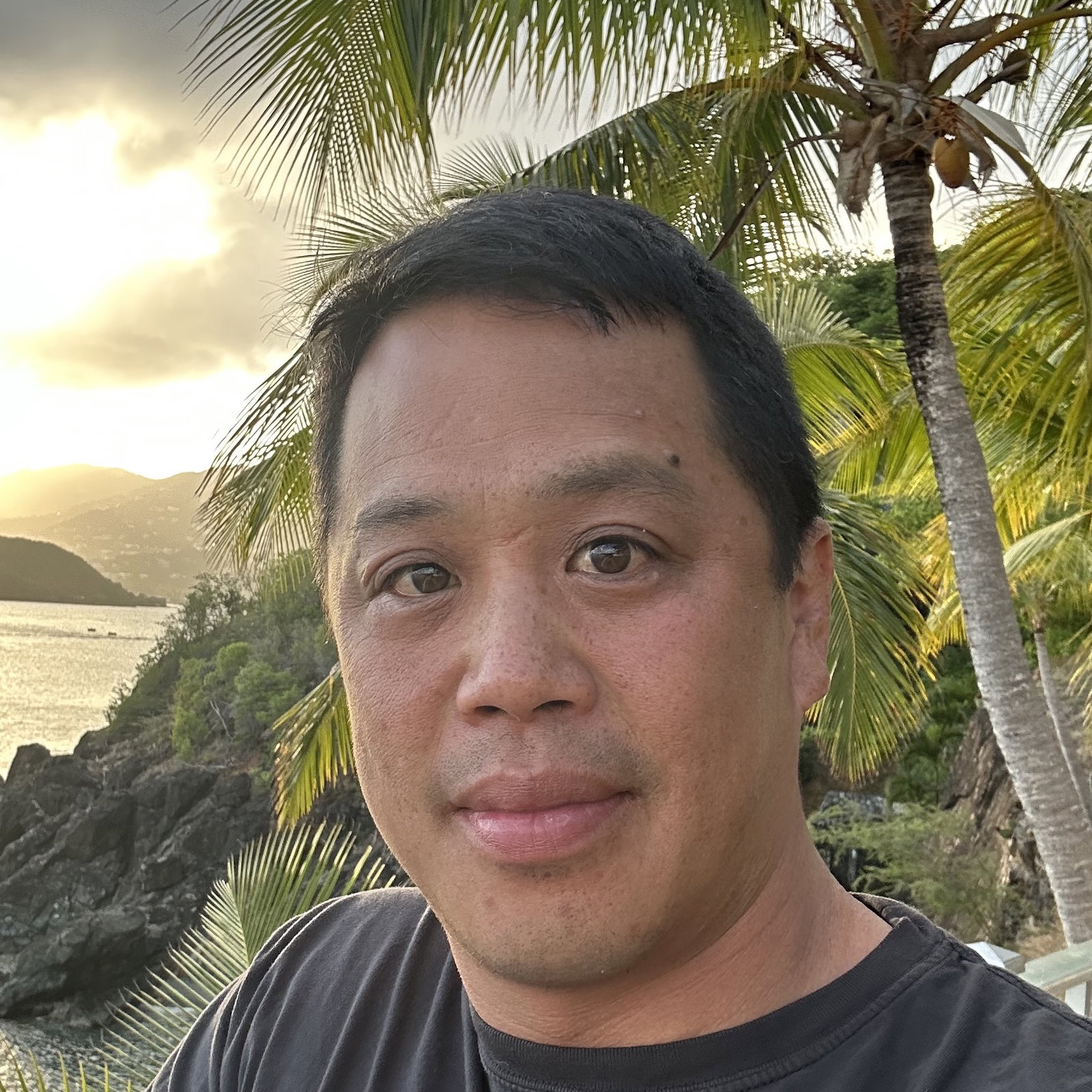 Daniel  Wu