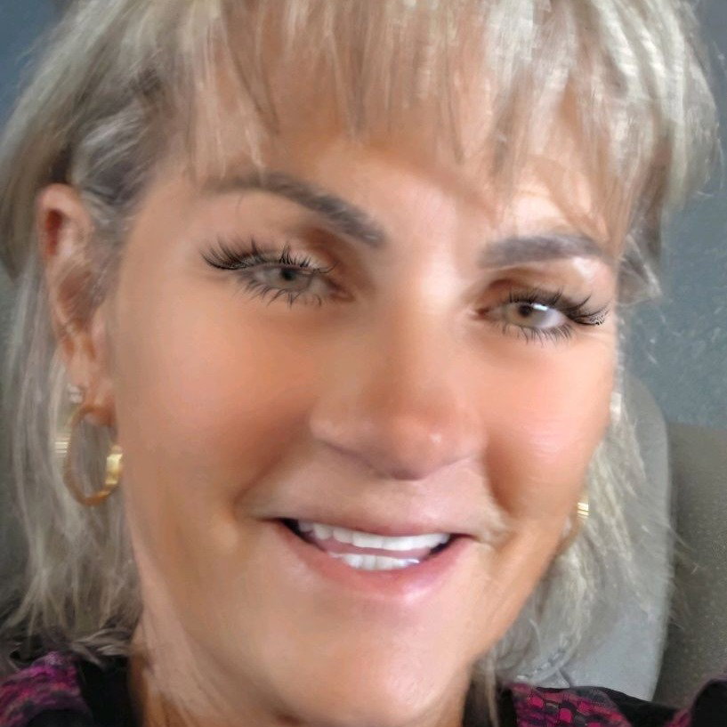 Jeanne  Stout 