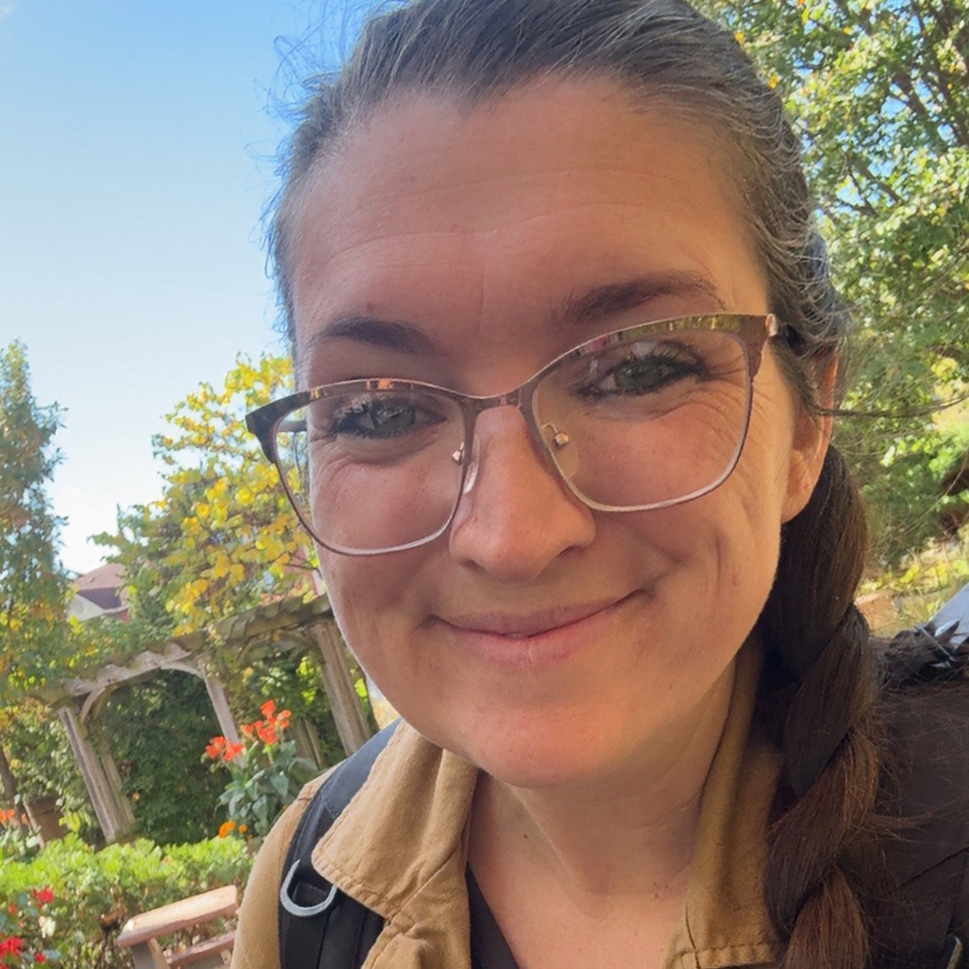 Rebecca  Snyder 