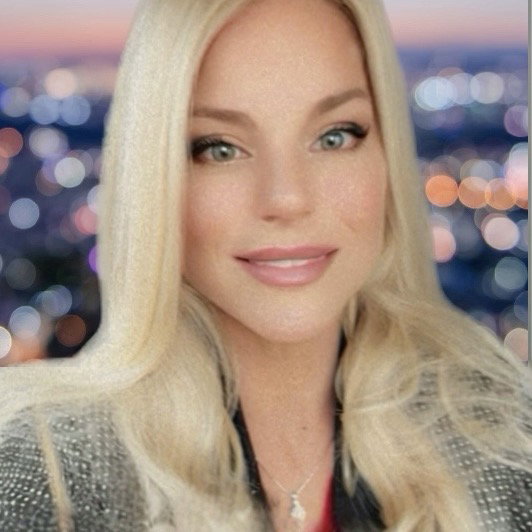 Danielle  Voss 