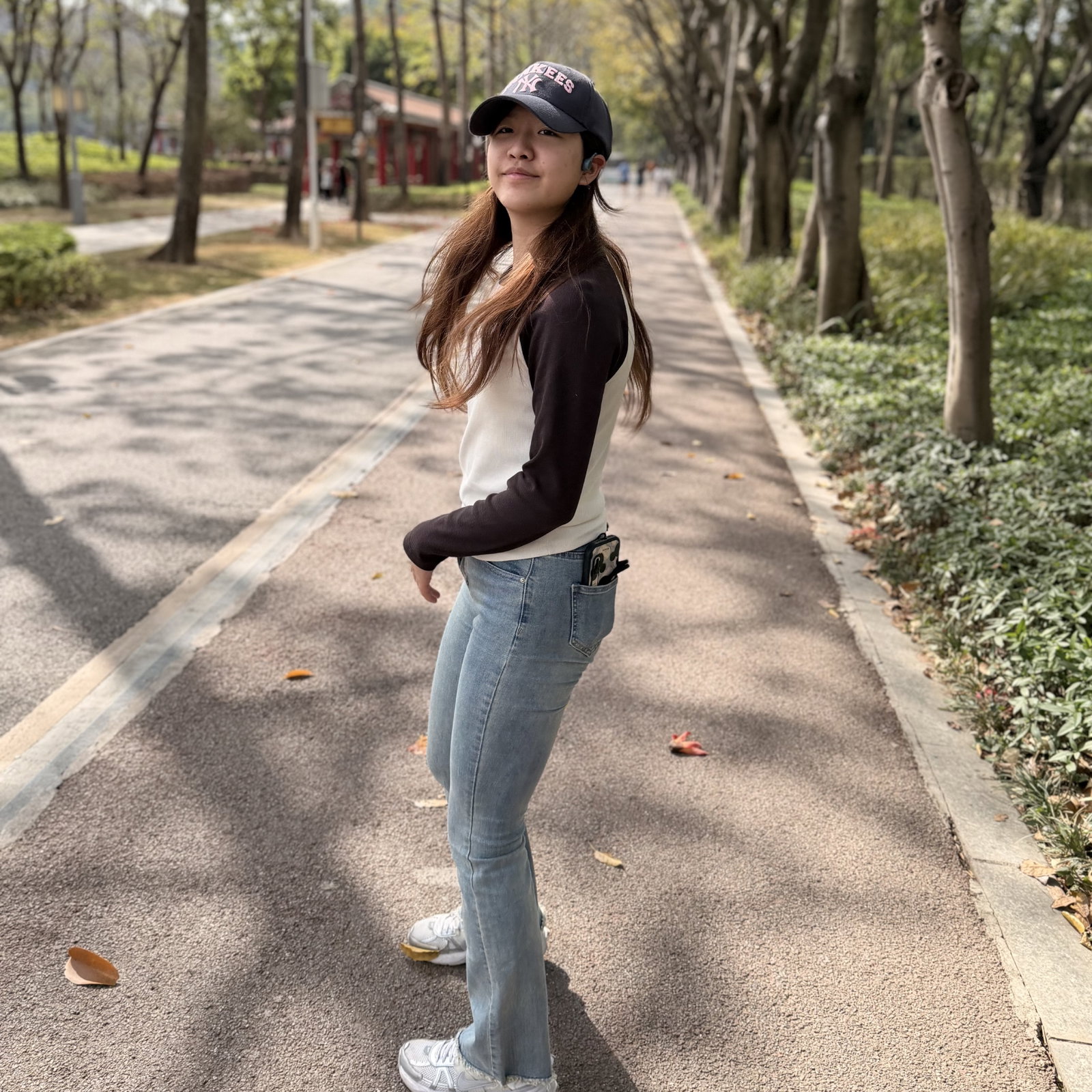 Miao  Qi 