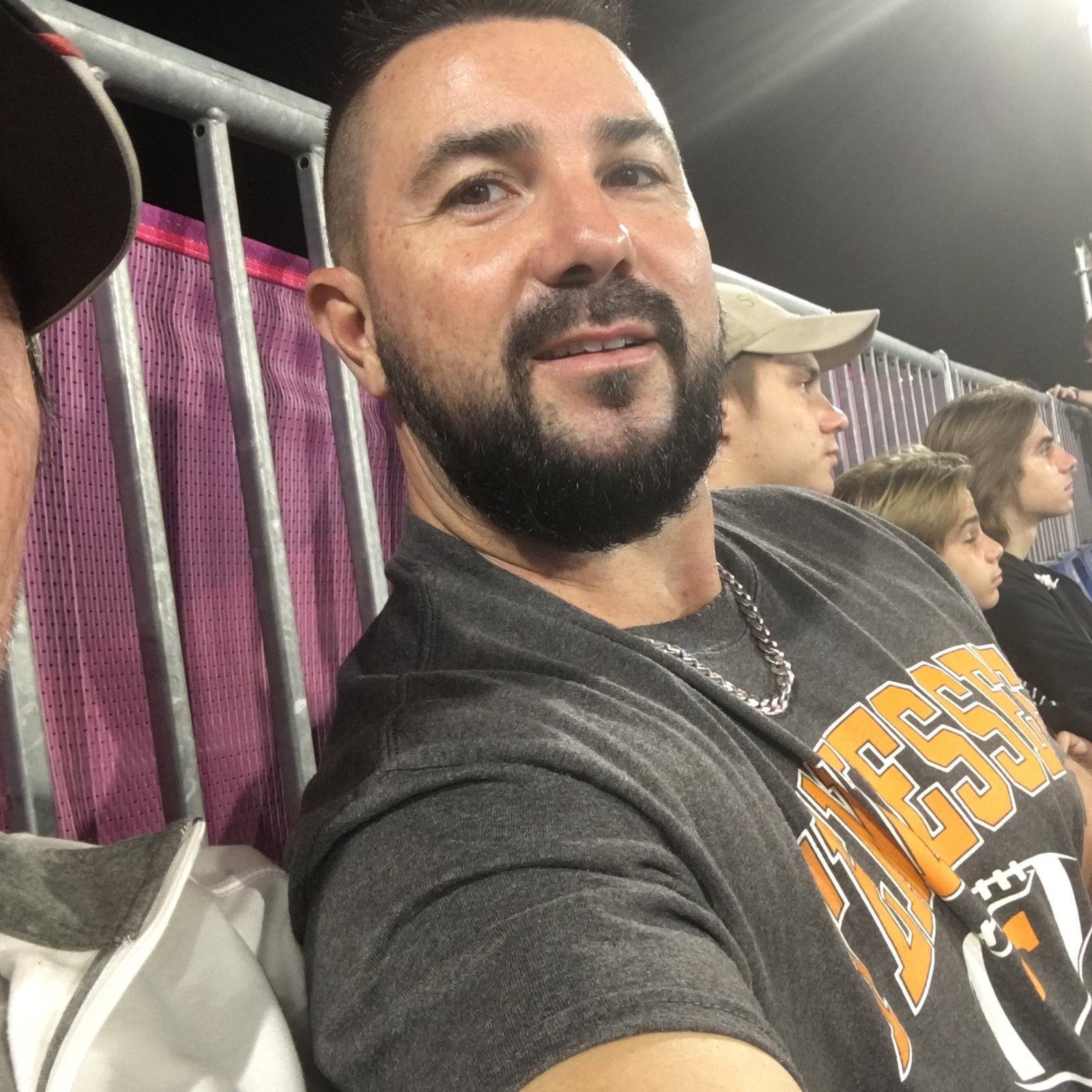 Travis  Hull 