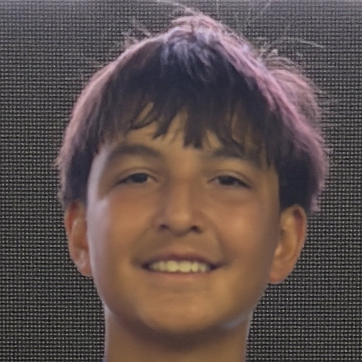 Luis  F Jr