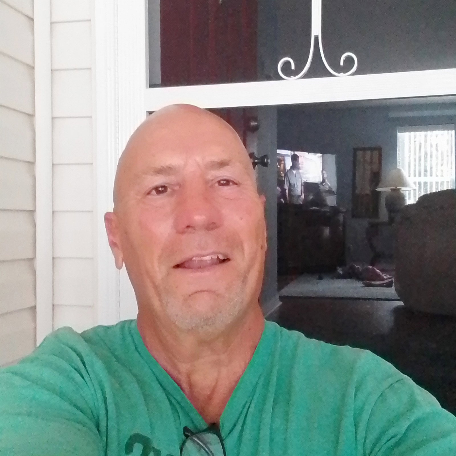 Dennis  Rust 