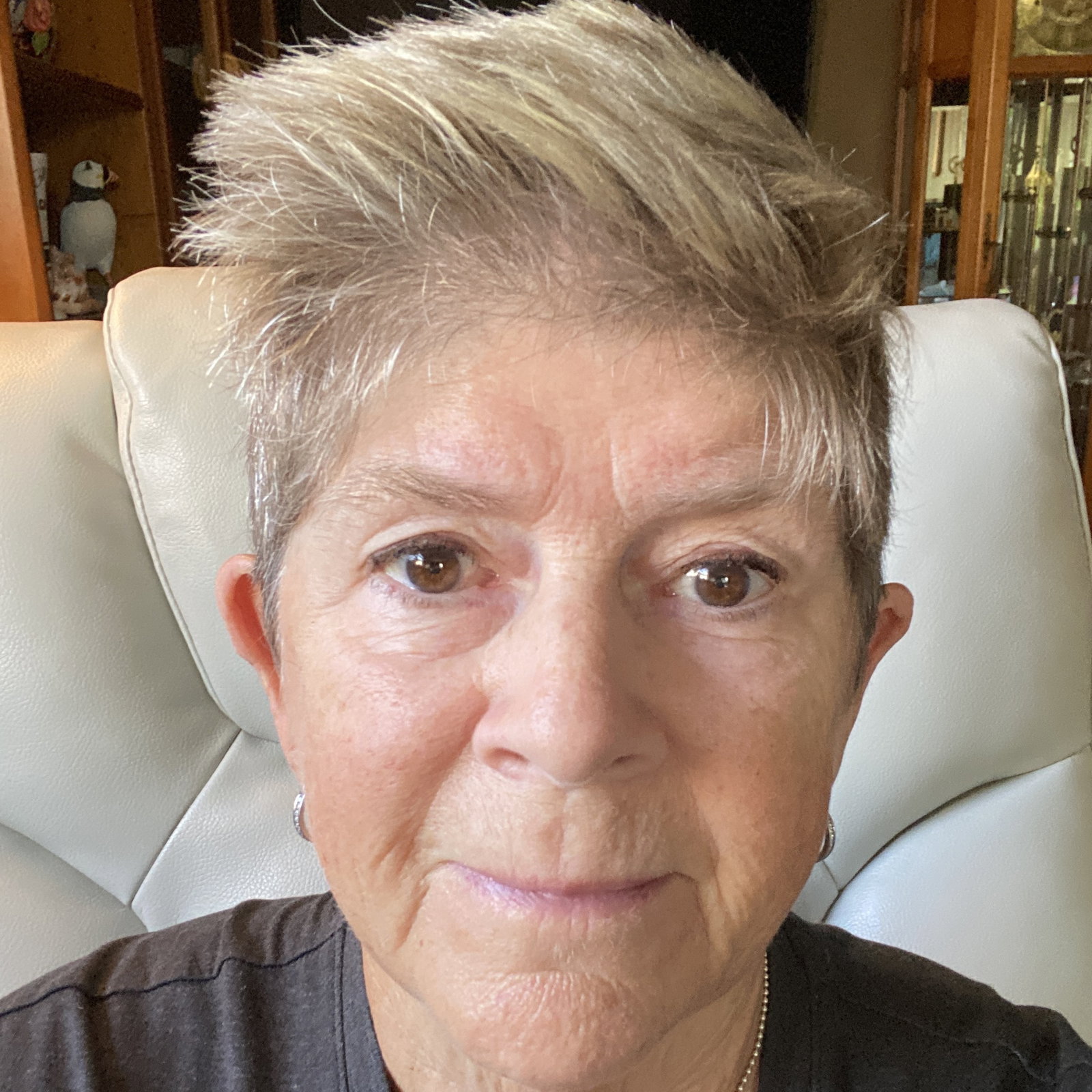 Karen  Bethune 