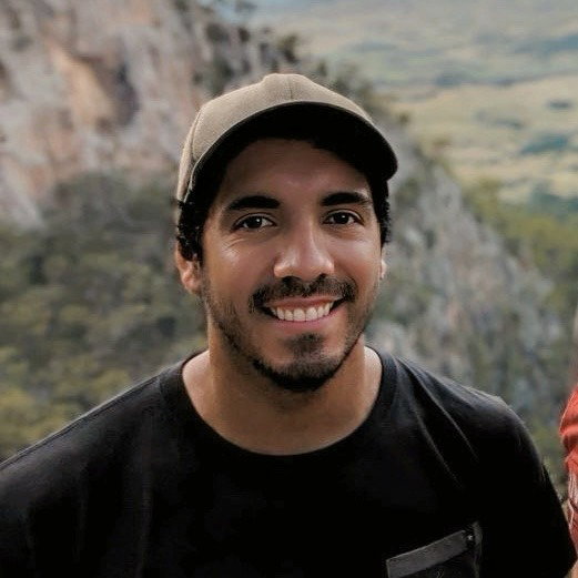 Jose  Benavides 