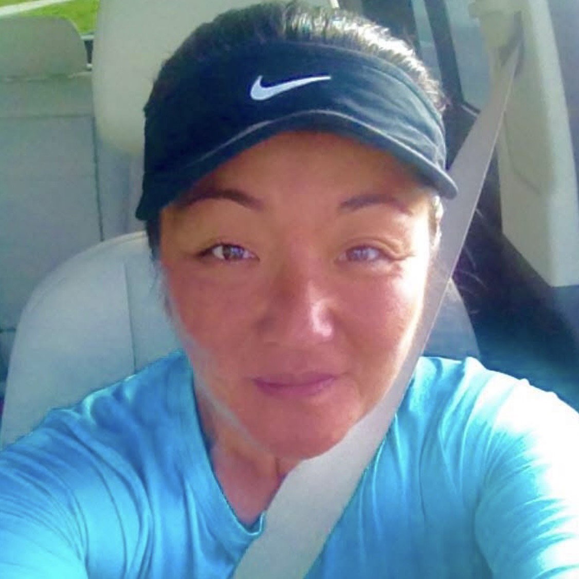 Helen  Chong 