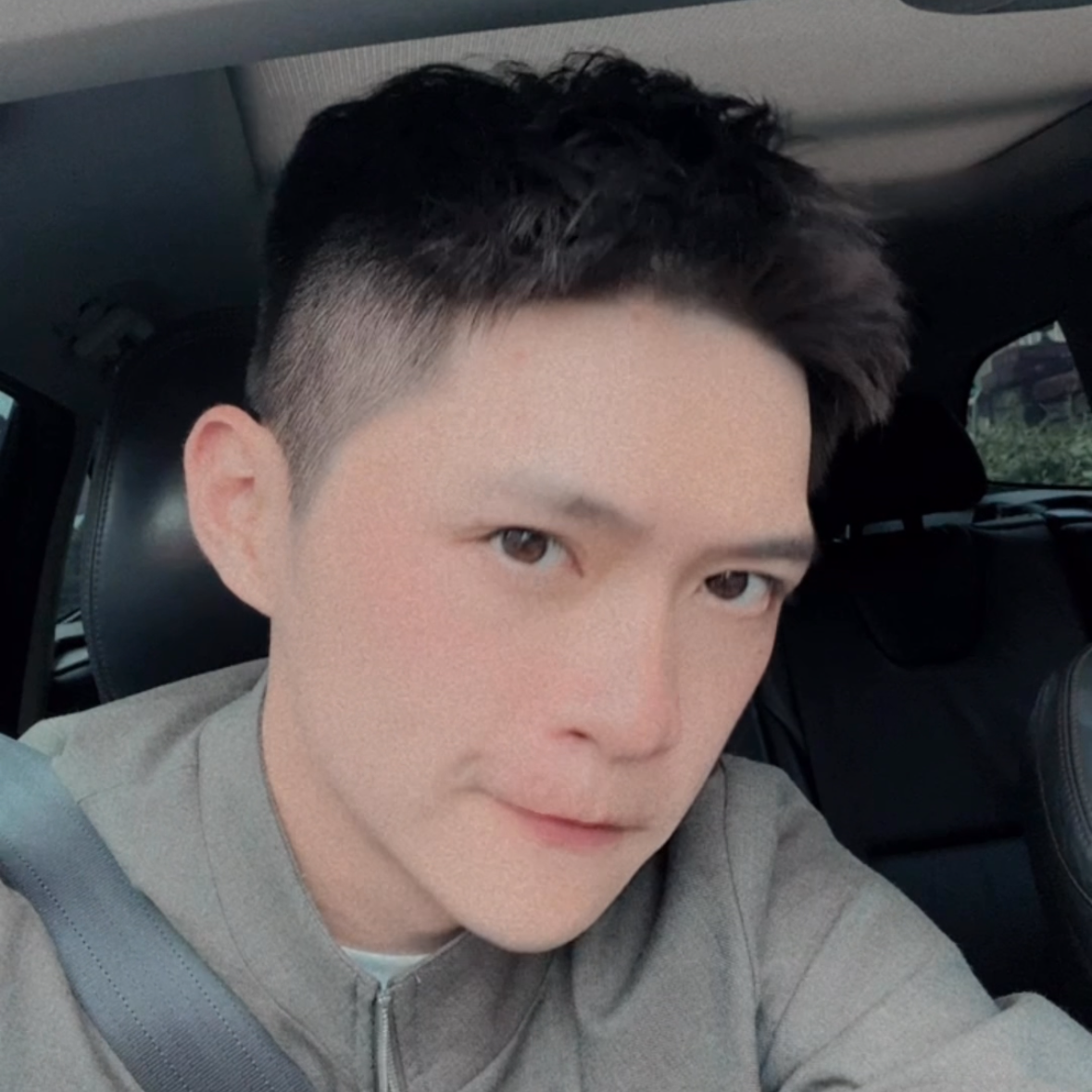 YUE-FU  LYU 