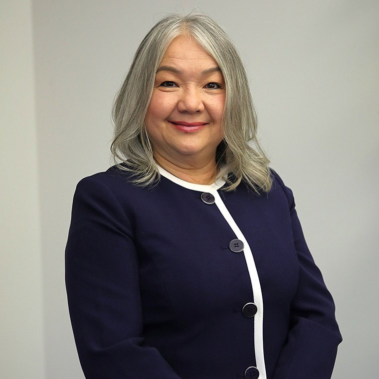 Tennie Gale  Luu 