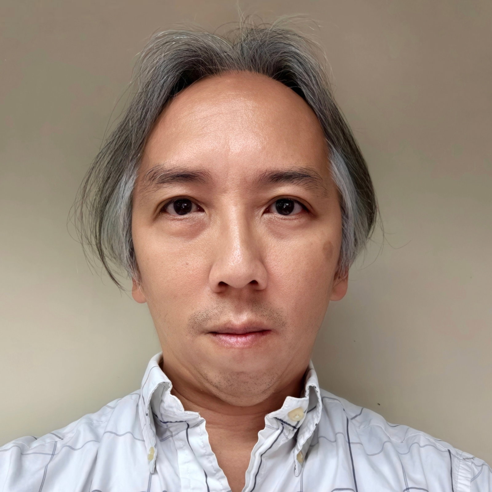 Kevin  Lau 