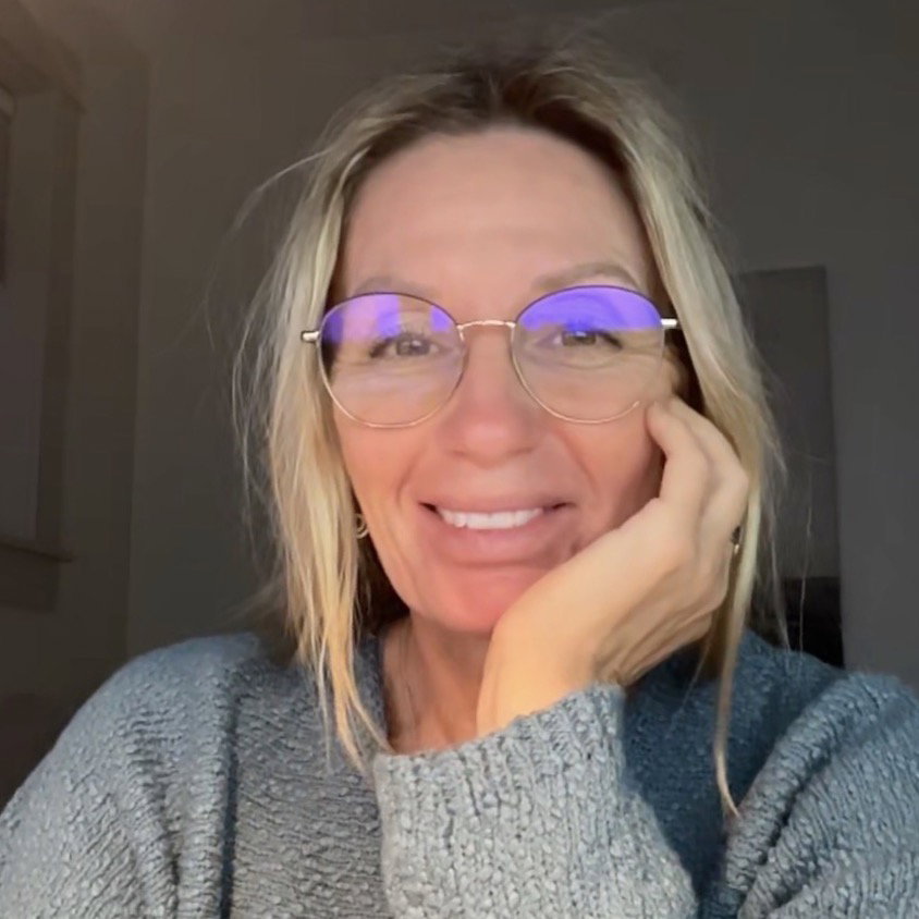 Sylvie  J.