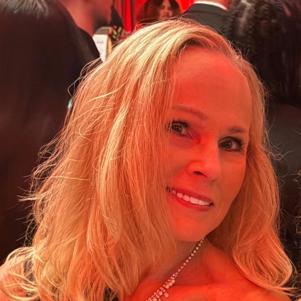 Denise  Bond 