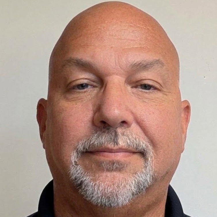 Mike  Bujtas
