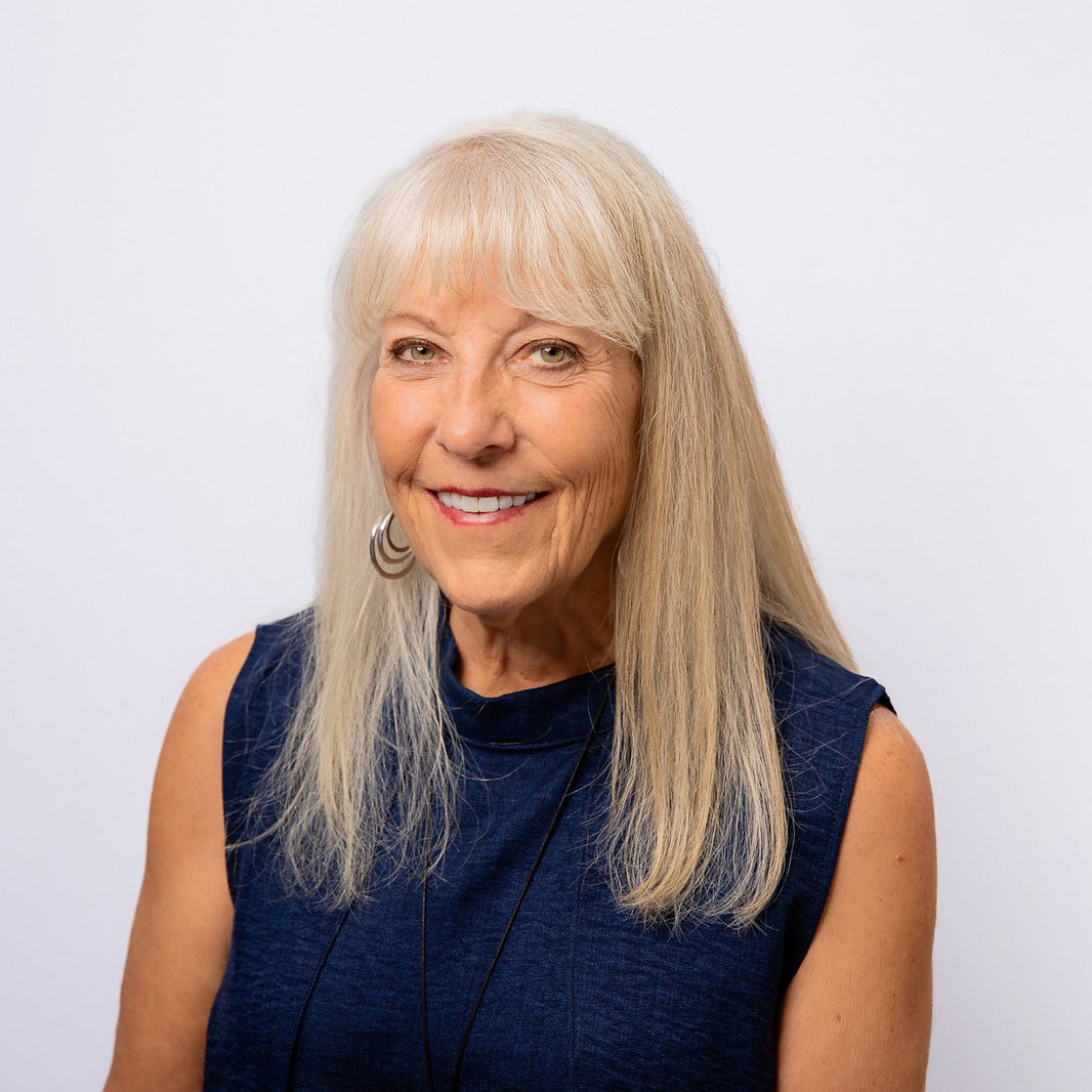 Cyndi  Schmidt